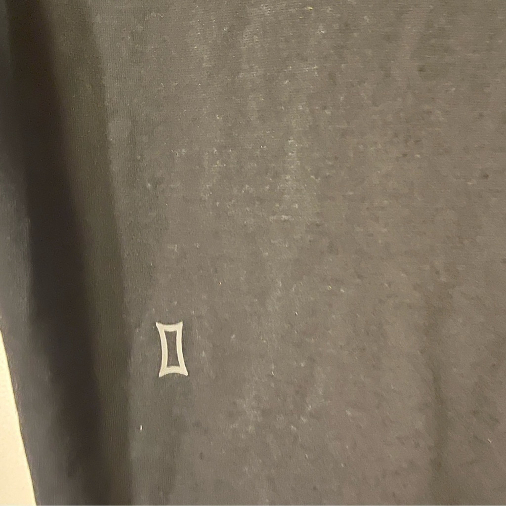 Kit and Ace T. Black. Stretch technical wool. - Picture 4 of 4